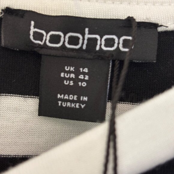 NWT Boohoo Womens Top Black & White Stripes Size UK 14/US 10 Poly + Viscose Soft - Picture 4 of 12